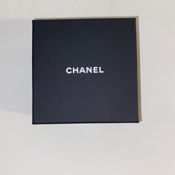 Authentic Chanel Cuff - Picture 5 of 5